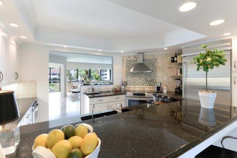 Condominio en venta en North Palm Beach, Florida, 3 dormitorios, 232.26 m2 № 832882 - foto 18