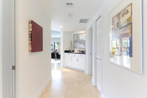 Condominio en venta en North Palm Beach, Florida, 3 dormitorios, 232.26 m2 № 832882 - foto 22