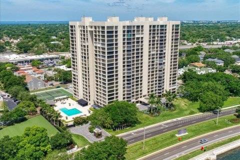 Condo in Tampa, Florida, 3 bedrooms  № 1366380 - photo 1