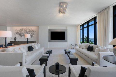 Condo in Miami Beach, Florida, 4 bedrooms  № 1327659 - photo 4