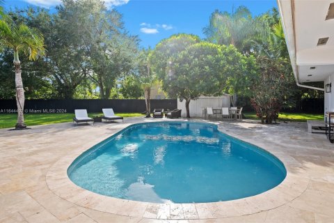 House in Miami, Florida 4 bedrooms, 271.83 sq.m. № 1327660 - photo 29