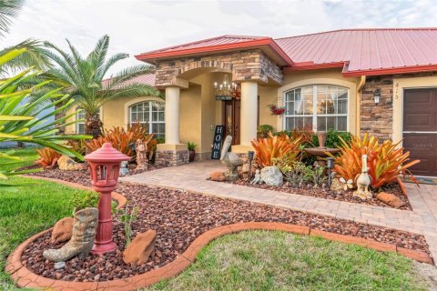 Villa ou maison à vendre à Palm Bay, Floride: 4 chambres, 201.88 m2 № 990099 - photo 17