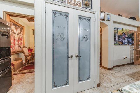 Villa ou maison à vendre à Palm Bay, Floride: 4 chambres, 201.88 m2 № 990099 - photo 8