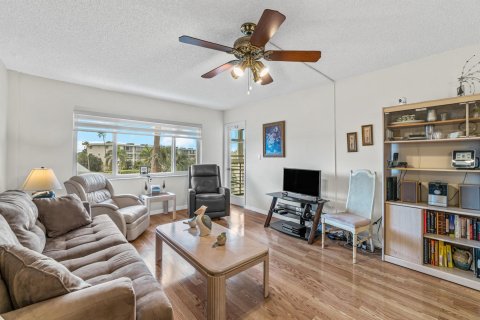 Copropriété à vendre à Lake Worth, Floride: 1 chambre, 69.12 m2 № 948976 - photo 18