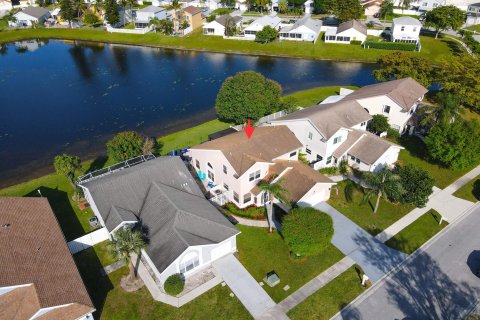 Купить виллу или дом в Уэст-Палм-Бич, Флорида 3 спальни, 168.99м2, № 1101106 - фото 13