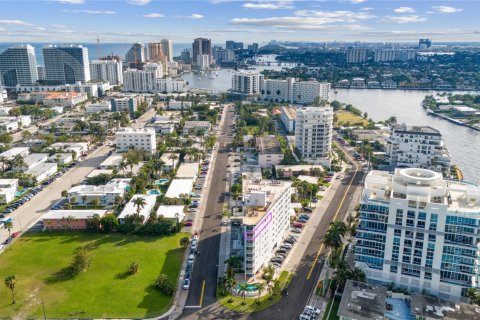 Condo in Fort Lauderdale, Florida, 2 bedrooms  № 986982 - photo 7