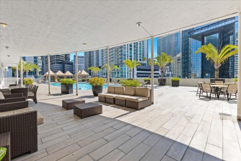 Condo in Miami, Florida, 1 bedroom  № 1208432 - photo 23