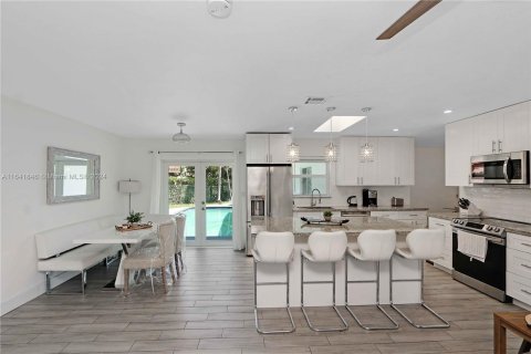 Casa en venta en Fort Lauderdale, Florida, 4 dormitorios, 155.89 m2 № 1325343 - foto 20