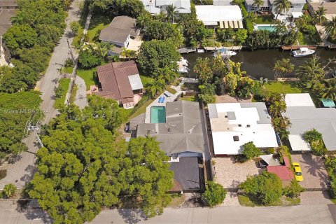 Casa en venta en Fort Lauderdale, Florida, 4 dormitorios, 155.89 m2 № 1325343 - foto 6