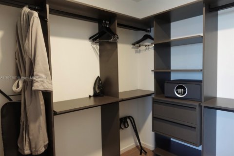 Condominio en venta en Miami, Florida, 1 dormitorio, 58.16 m2 № 1380209 - foto 7