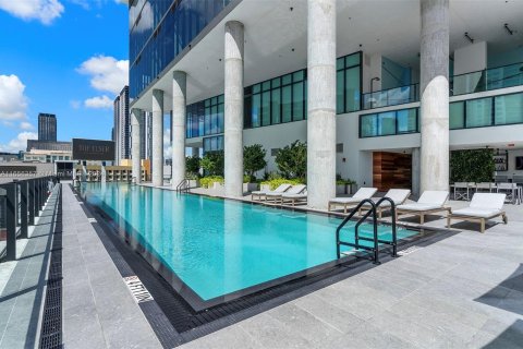 Condo in Miami, Florida, 1 bedroom  № 1380209 - photo 18