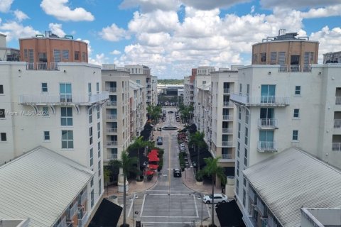 Condo in Miami, Florida, 3 bedrooms  № 1380250 - photo 25