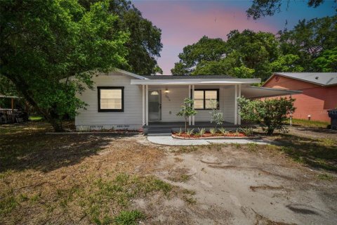 Villa ou maison à vendre à Tampa, Floride: 3 chambres, 139.45 m2 № 1277971 - photo 1