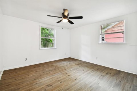 Casa en venta en Tampa, Florida, 3 dormitorios, 139.45 m2 № 1277971 - foto 13