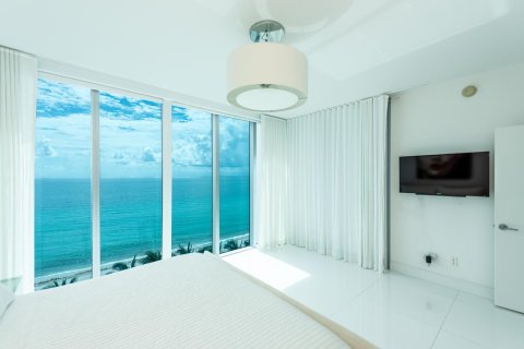 Condo in Miami Beach, Florida, 2 bedrooms  № 1142452 - photo 5