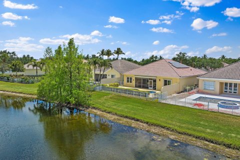 Villa ou maison à vendre à Wellington, Floride: 4 chambres, 232.16 m2 № 1142492 - photo 4