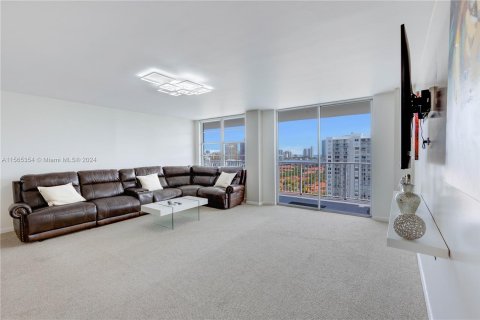 Condo in Aventura, Florida, 2 bedrooms  № 1101736 - photo 4