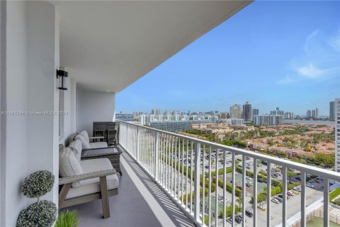 Copropriété à vendre à Aventura, Floride: 2 chambres, 136.19 m2 № 1101736 - photo 18