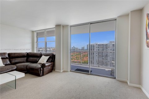 Condo in Aventura, Florida, 2 bedrooms  № 1101736 - photo 6