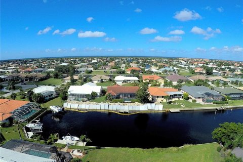 Купить земельный участок в Пунта-Горда, Флорида № 574885 - фото 4