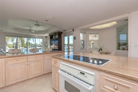 Villa ou maison à vendre à Coral Gables, Floride: 5 chambres, 436.64 m2 № 1238811 - photo 11