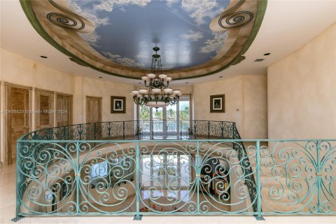 Villa ou maison à vendre à Coral Gables, Floride: 5 chambres, 436.64 m2 № 1238811 - photo 5