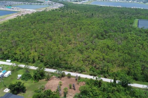 Terreno en venta en Englewood, Florida № 1314721 - foto 2