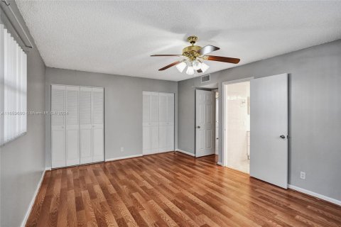 Condo in Lauderhill, Florida, 2 bedrooms  № 1367539 - photo 7