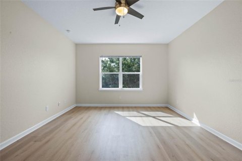 Touwnhouse à vendre à Orlando, Floride: 3 chambres, 157.1 m2 № 1392192 - photo 11