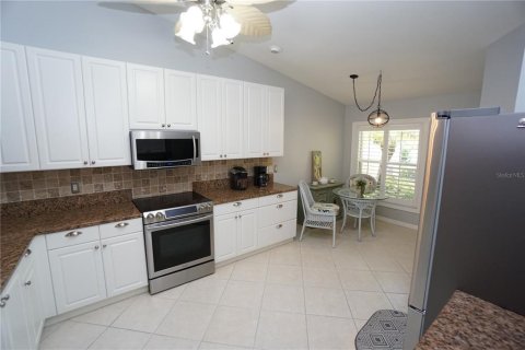 Villa ou maison à vendre à Punta Gorda, Floride: 2 chambres, 134.8 m2 № 1298048 - photo 6