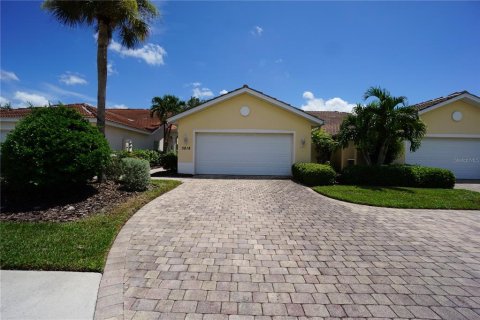 Villa ou maison à vendre à Punta Gorda, Floride: 2 chambres, 134.8 m2 № 1298048 - photo 1