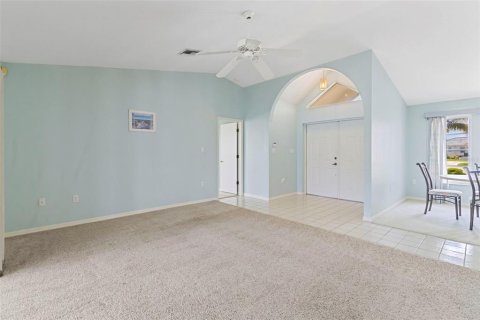 Villa ou maison à vendre à Punta Gorda, Floride: 3 chambres, 184.13 m2 № 1109564 - photo 20