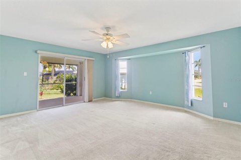 Villa ou maison à vendre à Punta Gorda, Floride: 3 chambres, 184.13 m2 № 1109564 - photo 8