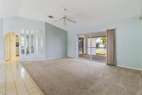 Villa ou maison à vendre à Punta Gorda, Floride: 3 chambres, 184.13 m2 № 1109564 - photo 18