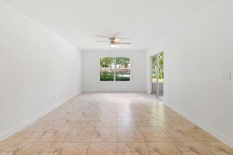 Condo in Delray Beach, Florida, 1 bedroom  № 1013994 - photo 23