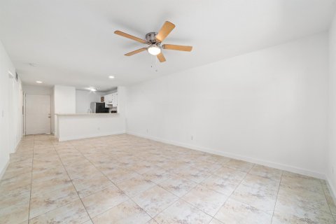 Condo in Delray Beach, Florida, 1 bedroom  № 1013994 - photo 20