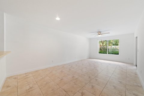 Condo in Delray Beach, Florida, 1 bedroom  № 1013994 - photo 21