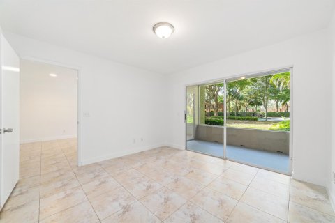 Condominio en venta en Delray Beach, Florida, 1 dormitorio, 62.43 m2 № 1013994 - foto 12