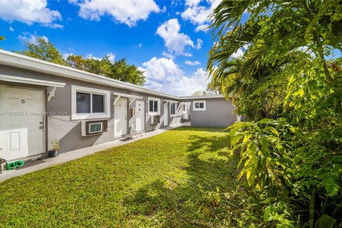 Immobilier commercial à vendre à Opa-locka, Floride № 995724 - photo 5