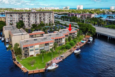 Condominio en venta en Pompano Beach, Florida, 2 dormitorios, 96.15 m2 № 842099 - foto 23