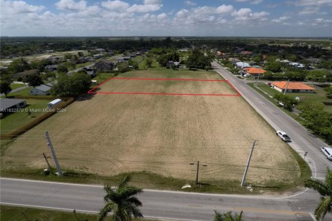 Terreno en venta en Homestead, Florida № 1293395 - foto 4