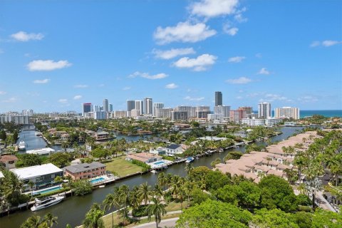 Condo in Aventura, Florida, 2 bedrooms  № 1220560 - photo 20