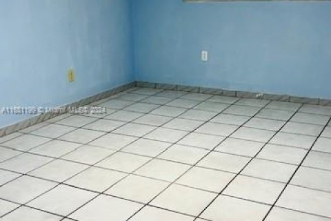 Copropriété à vendre à Hialeah, Floride: 3 chambres, 114.83 m2 № 1333350 - photo 6