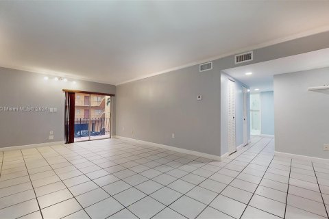 Copropriété à vendre à Hialeah, Floride: 3 chambres, 114.83 m2 № 1333350 - photo 26