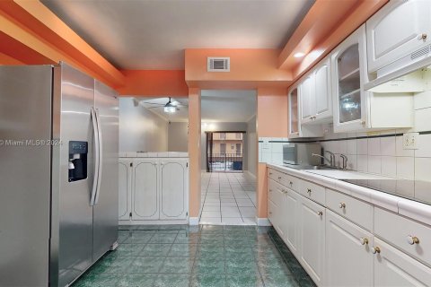 Copropriété à vendre à Hialeah, Floride: 3 chambres, 114.83 m2 № 1333350 - photo 21