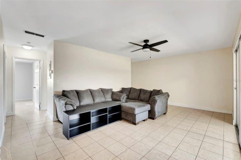 Condominio en venta en Tampa, Florida, 2 dormitorios, 81.85 m2 № 1087926 - foto 5