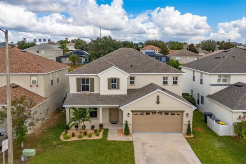 House in Davenport, Florida 3 bedrooms, 250 sq.m. № 1429510 - photo 1