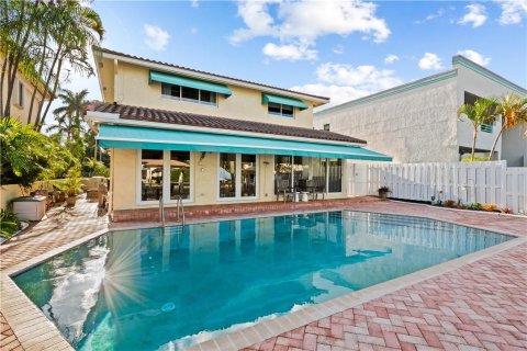 Villa ou maison à vendre à Fort Lauderdale, Floride: 4 chambres, 250.09 m2 № 1133073 - photo 27