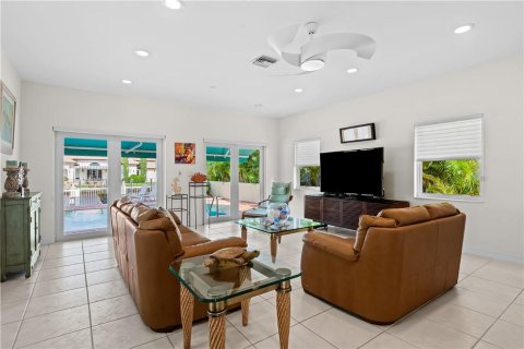 Villa ou maison à vendre à Fort Lauderdale, Floride: 4 chambres, 250.09 m2 № 1133073 - photo 14