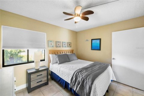 Copropriété à louer à Tierra Verde, Floride: 2 chambres, 77.57 m2 № 932833 - photo 18